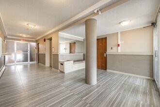 664 Bruce Ave in Nanaimo, BC - Building Photo - Building Photo