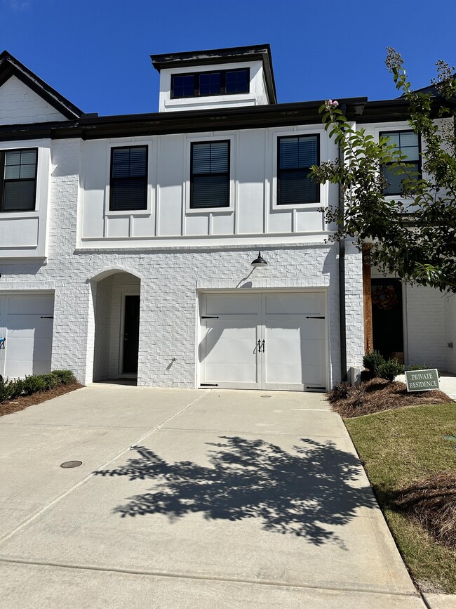 property at 175 N Auburn Landing Pl