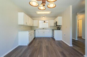 2507 Meadowview Dr in Corinth, TX - Building Photo - Building Photo