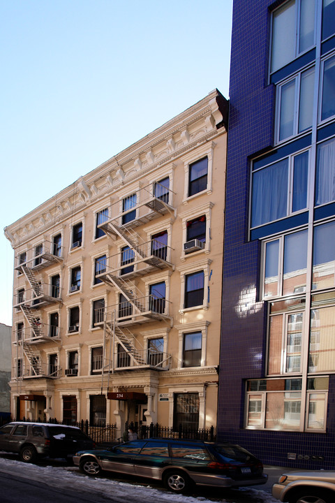 234 E 118th St in New York, NY - Building Photo