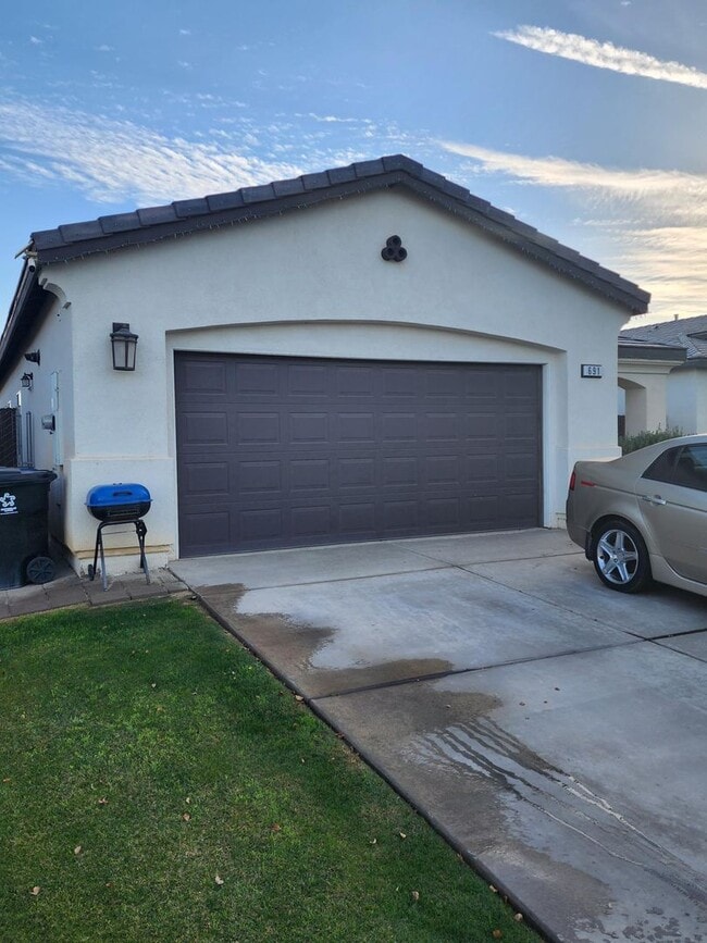 691 Diamond St in Imperial, CA - Building Photo - Building Photo