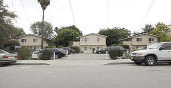 Whipple Apartments in North Hollywood, CA - Building Photo