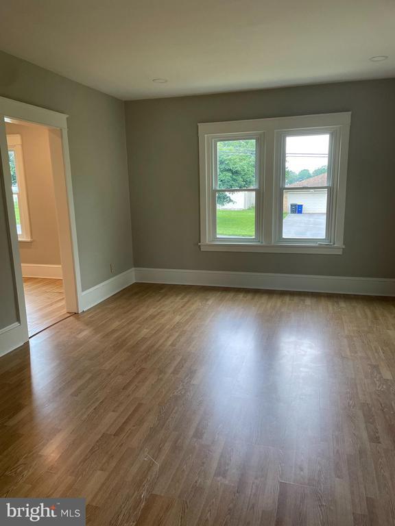 property at 12 N Kinzer Rd