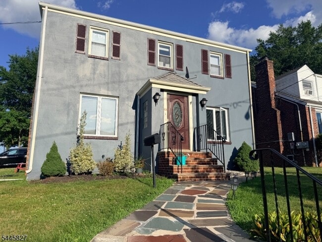 property at 132 Belmohr St