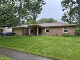628 Ash Dr in Carmel, IN - Building Photo