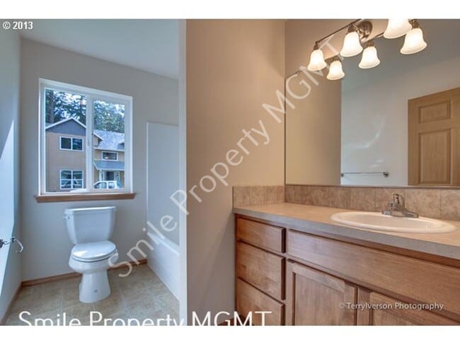 17223 SE Woodward Ct in Portland, OR - Building Photo - Building Photo