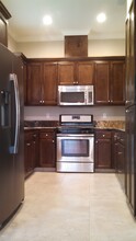 1513 Greenwich Dr in Los Banos, CA - Building Photo - Building Photo