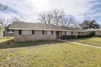 105 Stiles Dr in Midlothian, TX - Building Photo - Building Photo