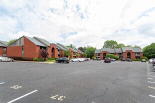 Welsh Walk Condominiums in Philadelphia, PA - Foto de edificio - Building Photo