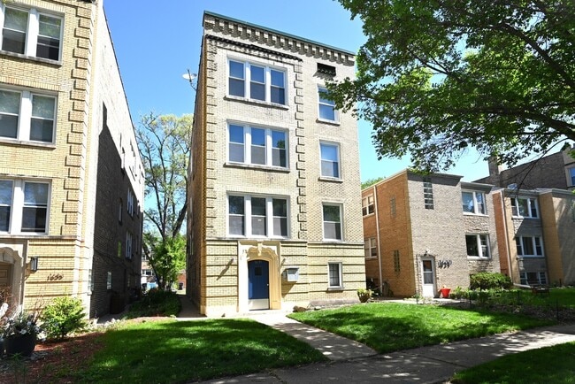 property at 1631 Monroe St