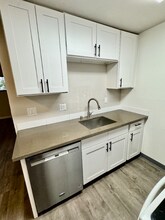 2415 8th Ave N in Seattle, WA - Building Photo - Building Photo