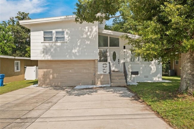 property at 5115 16th St N