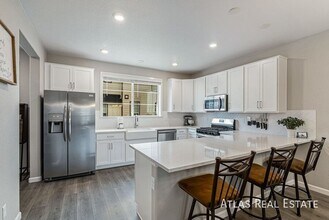 1536 Castle Creek Cir in Castle Rock, CO - Building Photo - Building Photo