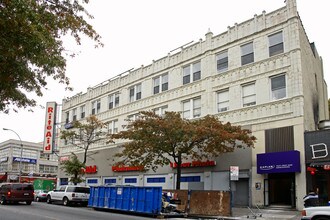 40-02-40-10 Broadway in Long Island City, NY - Building Photo - Building Photo