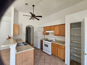 5808 Desert Peak Pl in Las Cruces, NM - Building Photo - Building Photo