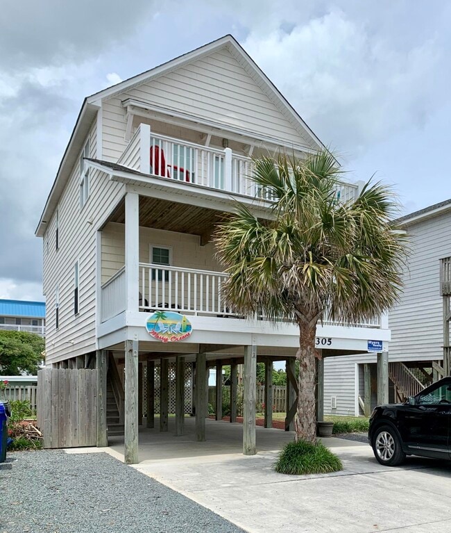 property at 305 N Shore Dr