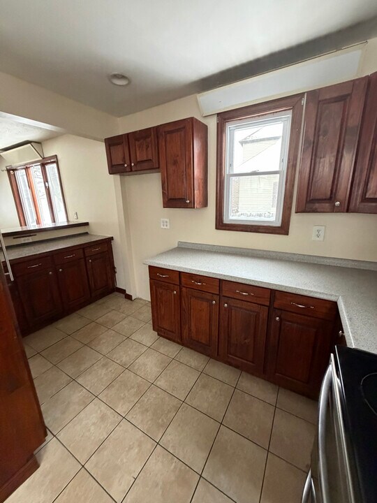 202 Tripoli Rd in Colver, PA - Foto de edificio