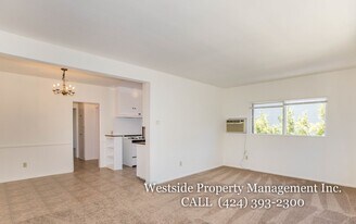 145 N La Peer Dr in West Hollywood, CA - Building Photo
