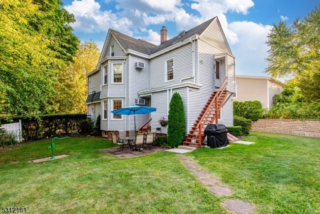 property at 31 Notch Rd
