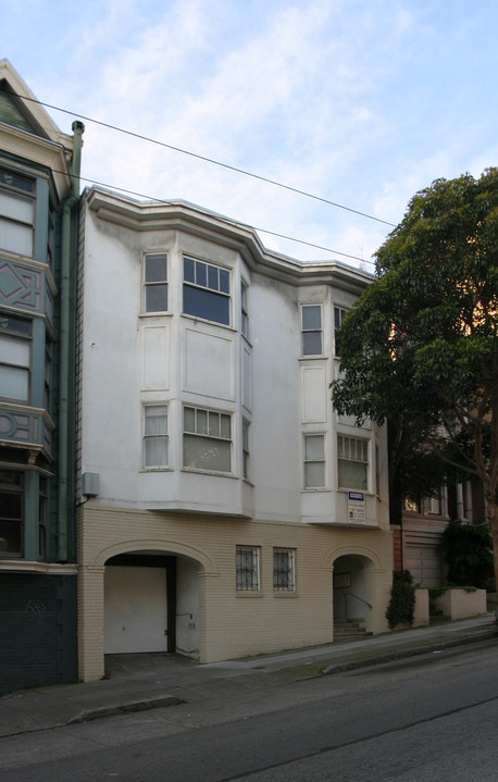 Spectacular 1 BED - 1 BATH Condominium in San Francisco, CA - Building Photo