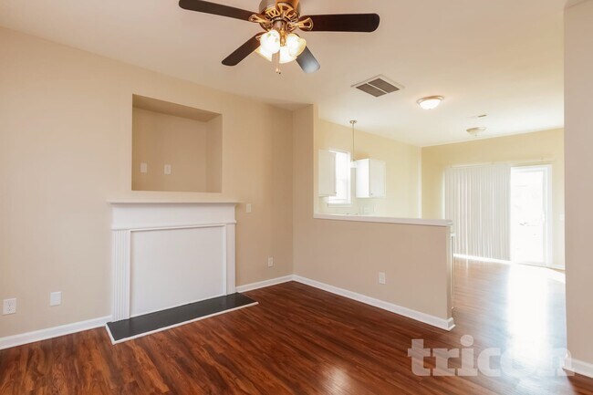 1309 Peach Park Ln in Charlotte, NC - Foto de edificio - Building Photo