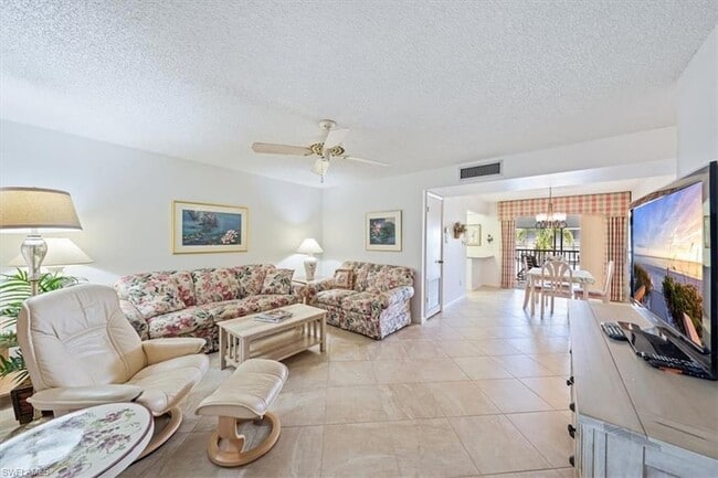 788 Park Shore Dr, Unit D30 in Naples, FL - Building Photo - Building Photo