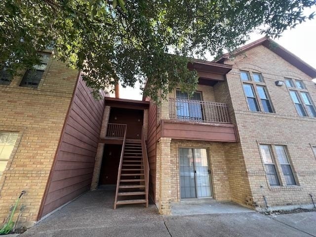 property at 9802 Cantera Ct