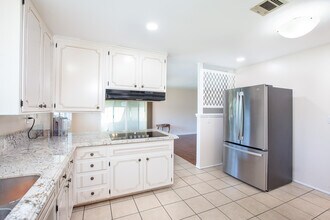 2900 E Avery Dr in Palm Springs, CA - Building Photo - Building Photo