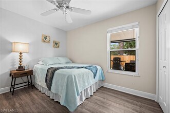 866 101st Ave N in Naples, FL - Building Photo - Building Photo