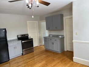 48 Seaver St, Unit #3 in North Easton, MA - Building Photo - Building Photo