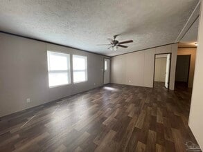 6460 Appaloosa Ave in Milton, FL - Building Photo - Building Photo