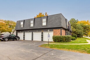 162 W Inverrary Ln in Deerfield, IL - Building Photo