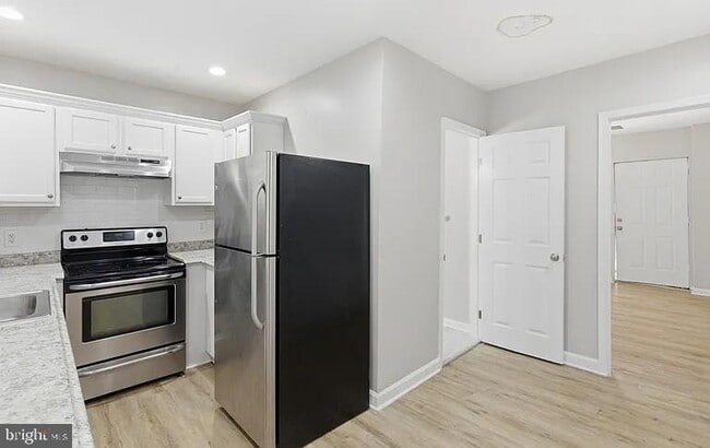 2429 Barclay St in Baltimore, MD - Building Photo - Building Photo