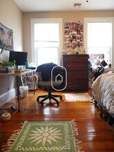 43 Parker Hill Ave, Unit 3 in Boston, MA - Foto de edificio - Building Photo