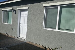 1060 S Nail Crk Ct in Pahrump, NV - Building Photo