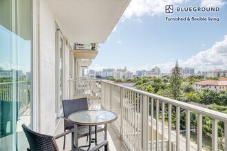 987 SW 37th Ave-Unit -FL6-ID45 in Miami, FL - Building Photo - Building Photo