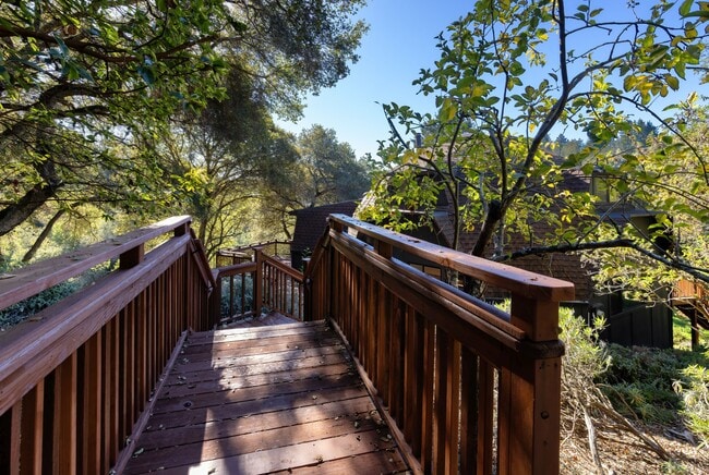 property at 250 Homestead Trl