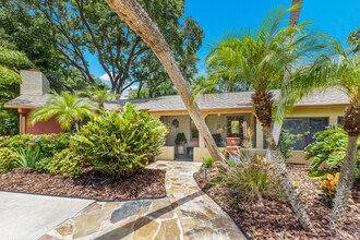 941 Virginia Dr in Sarasota, FL - Building Photo - Building Photo