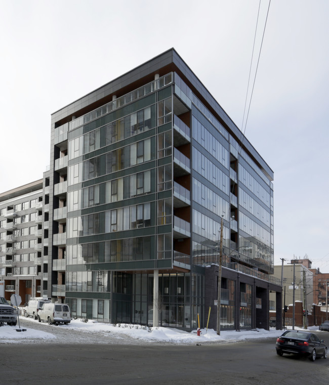 Canal Griffintown in Montréal, QC - Building Photo - Building Photo