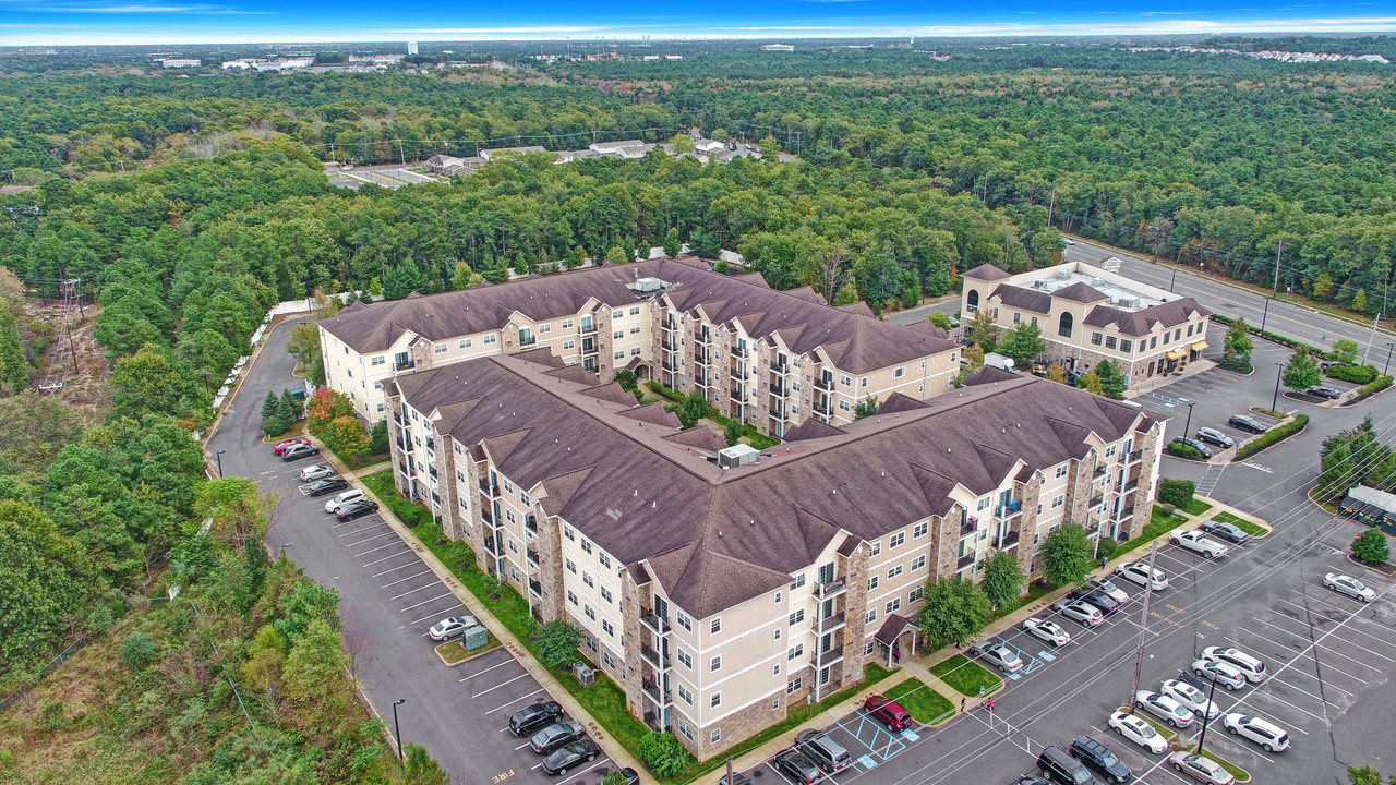 Washington Square Apartments Photo