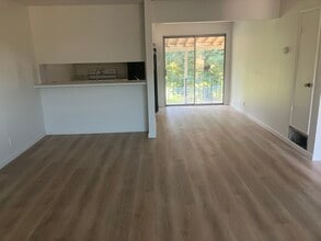 2467 Colina Ct in Napa, CA - Foto de edificio - Building Photo