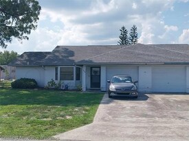 4502 Mercado Dr in Sebring, FL - Building Photo