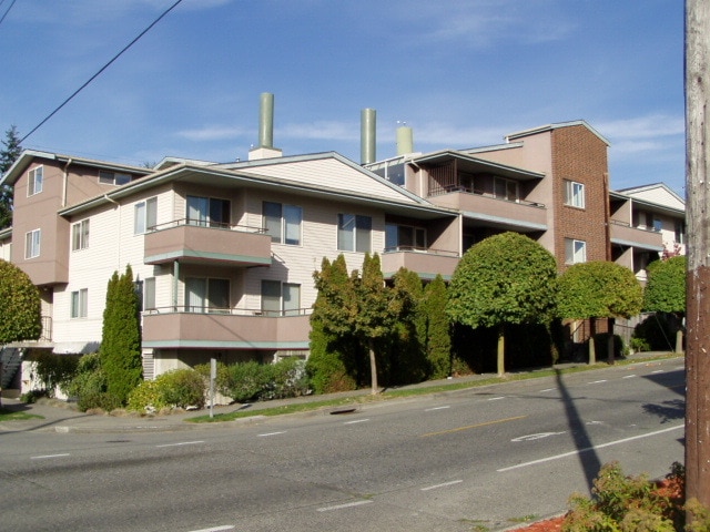 2760 NW 85th St in Seattle, WA - Building Photo
