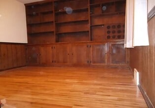 2617 Bethel Crest Dr in Bethel Park, PA - Building Photo - Building Photo