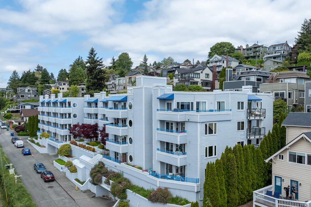 Queen Anne Ocean View Condos in Seattle, WA - Building Photo