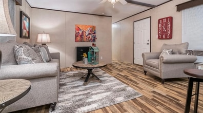 2245 Ray Pl in Guthrie, OK - Building Photo - Building Photo