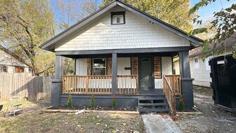 4907 Chestnut Ave in Kansas City, MO - Building Photo