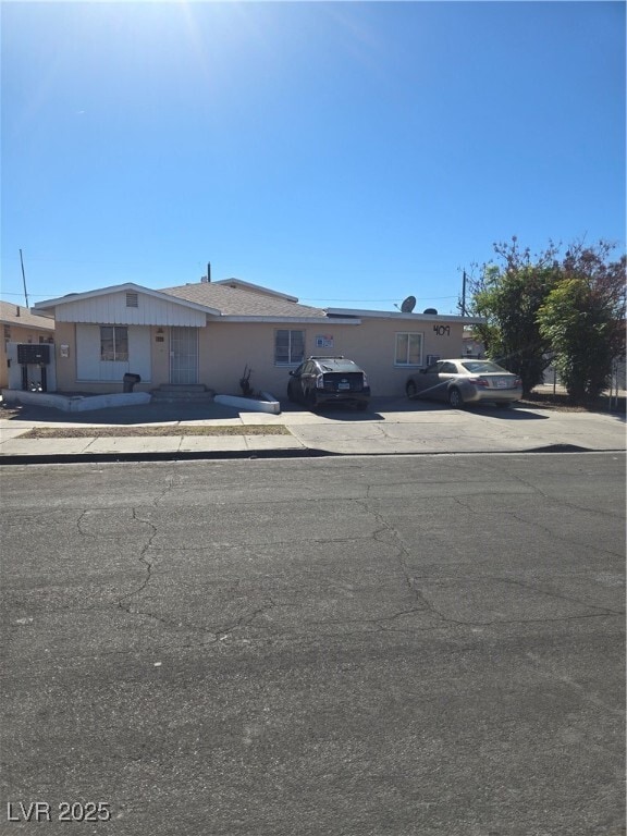 property at 409 W Van Buren Ave