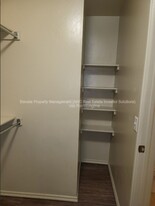 921 Prairie Wind Way in Mustang, OK - Building Photo