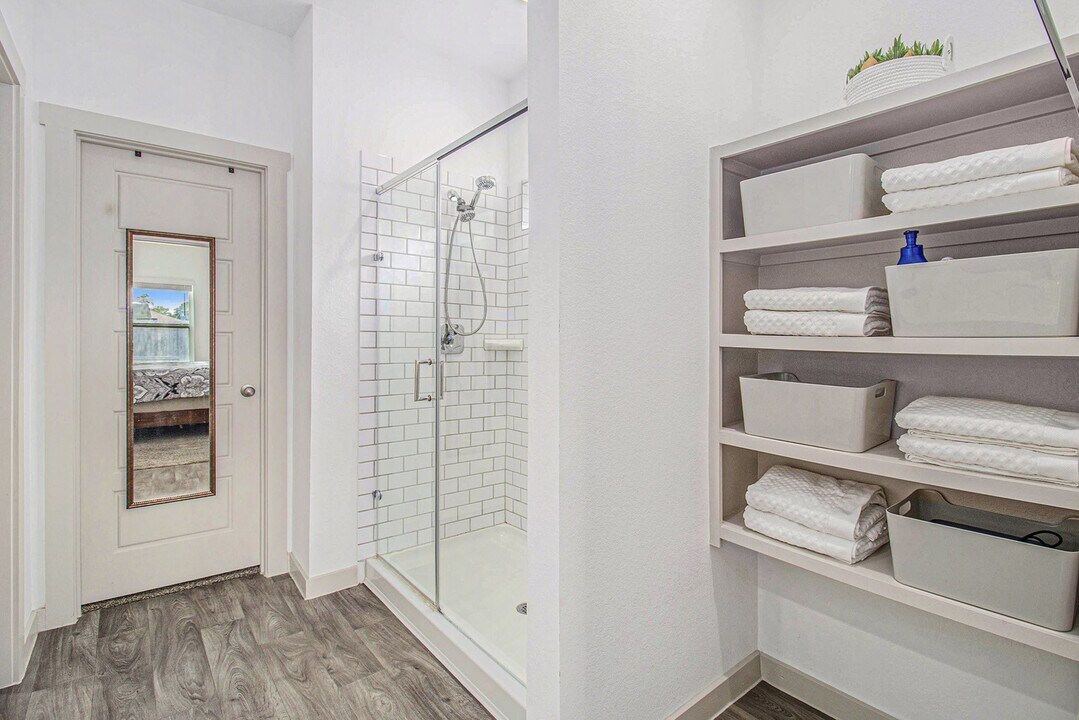 1823 William Scott St in Baytown, TX - Building Photo